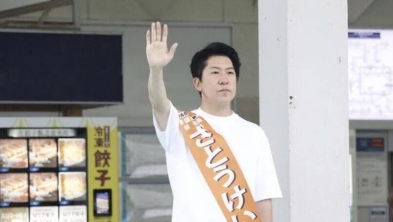 日本前首相安倍晋三遇刺前最后一位站台助选的自民党参议员佐藤启